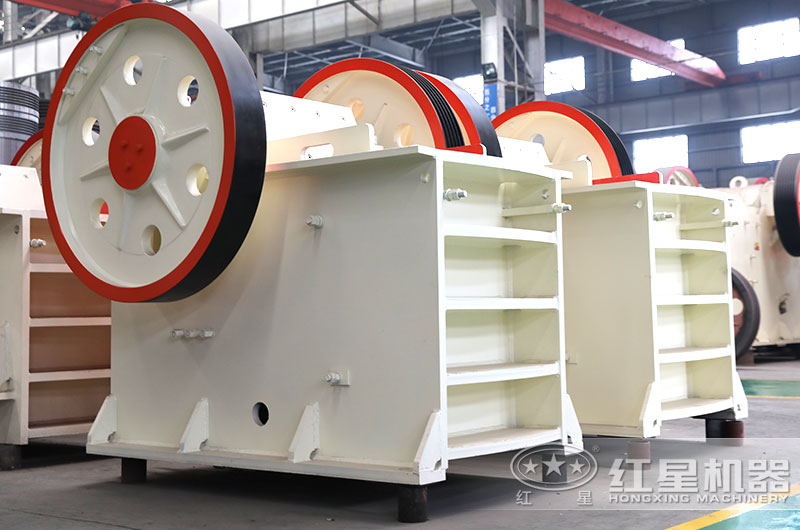 PE顎式破碎機(jī) PE顎式破碎機(jī)