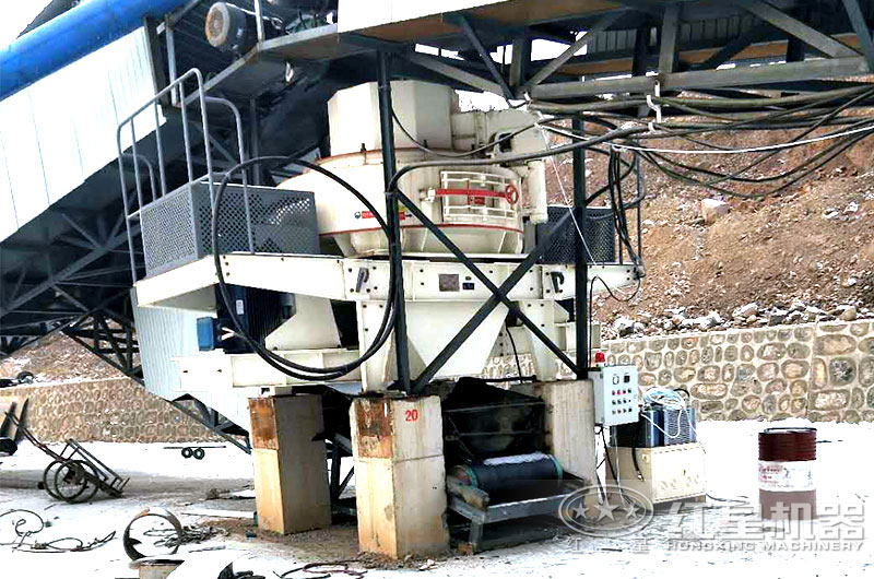 沙場(chǎng)設(shè)備作業(yè)現(xiàn)場(chǎng) 沙場(chǎng)設(shè)備作業(yè)現(xiàn)場(chǎng)