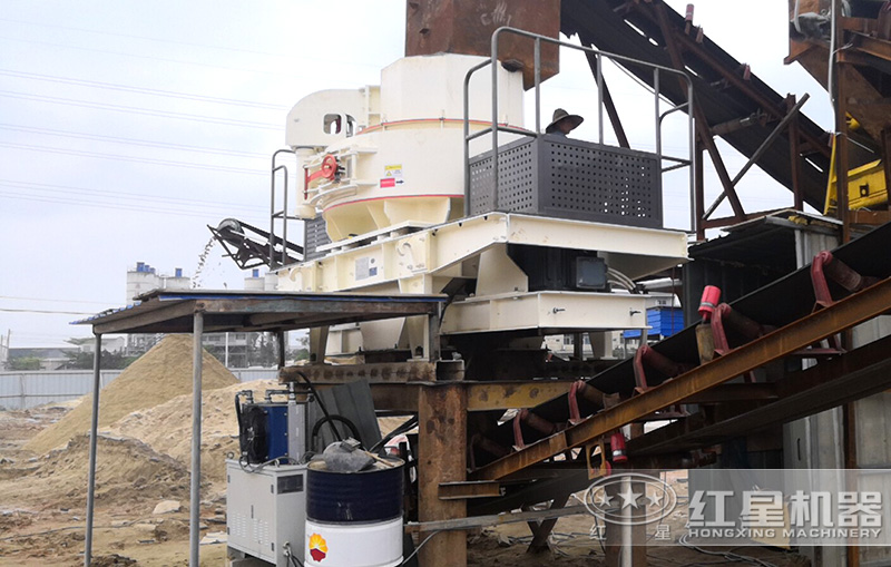 制砂現(xiàn)場(chǎng) 制砂現(xiàn)場(chǎng)