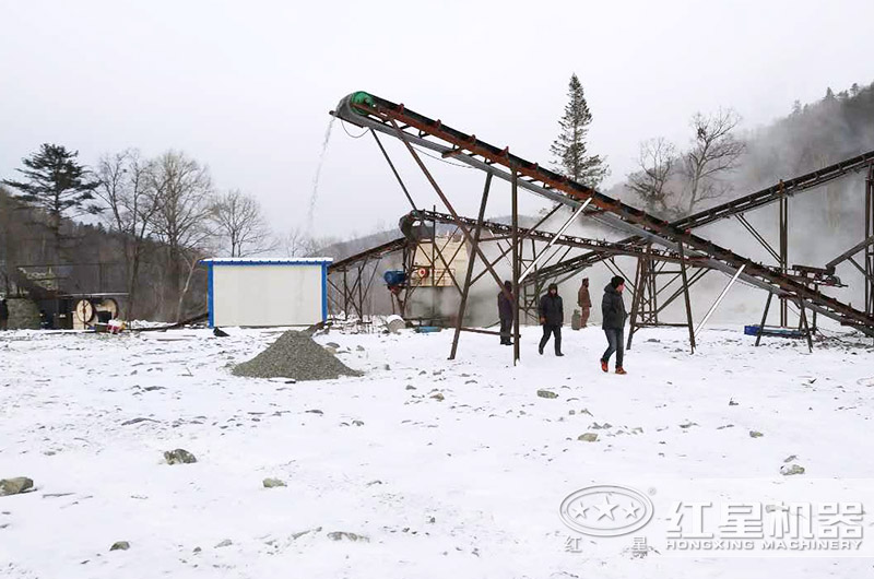 山西煤炭破碎生產(chǎn)線現(xiàn)場(chǎng) 山西煤炭破碎生產(chǎn)線現(xiàn)場(chǎng)