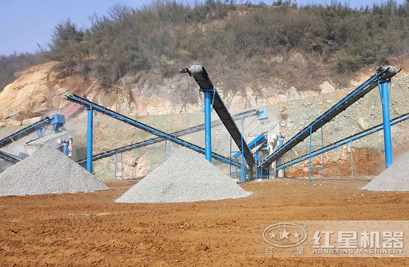 碎石機生產(chǎn)現(xiàn)場 碎石機生產(chǎn)現(xiàn)場