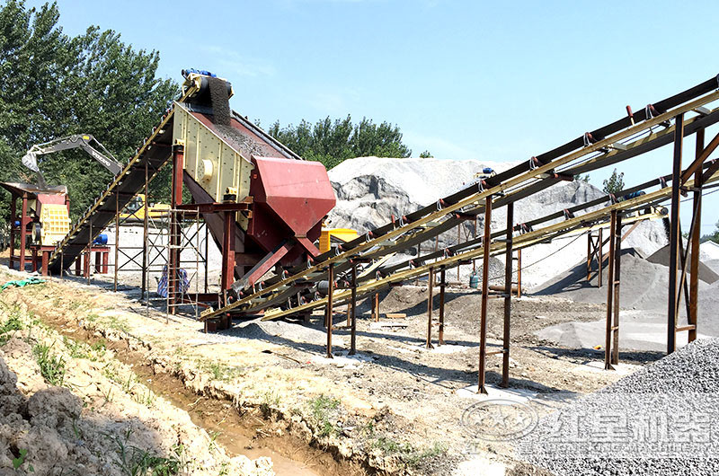 磕石子設備現(xiàn)場 磕石子設備現(xiàn)場