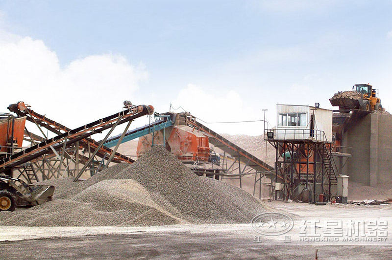 小型刻石機(jī)現(xiàn)場 小型刻石機(jī)現(xiàn)場