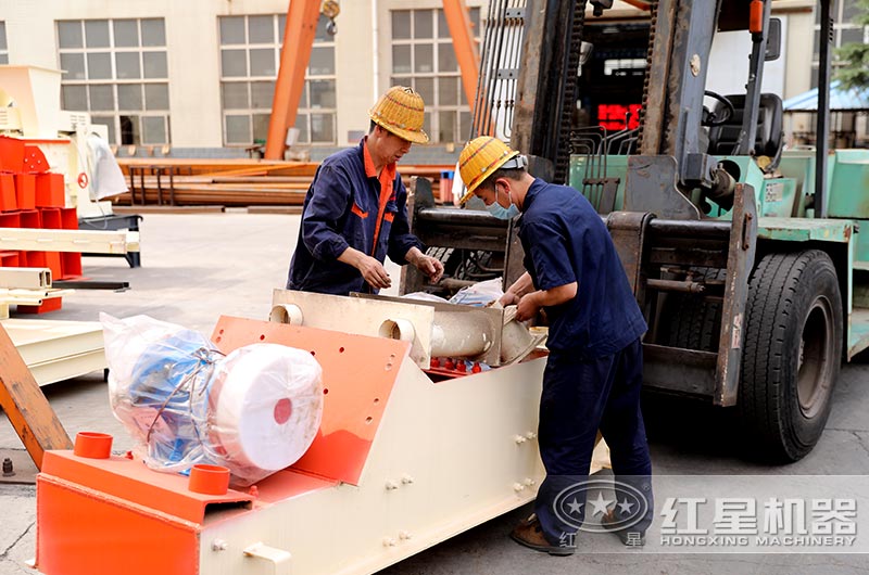 紅星對輥式破碎機 紅星對輥式破碎機