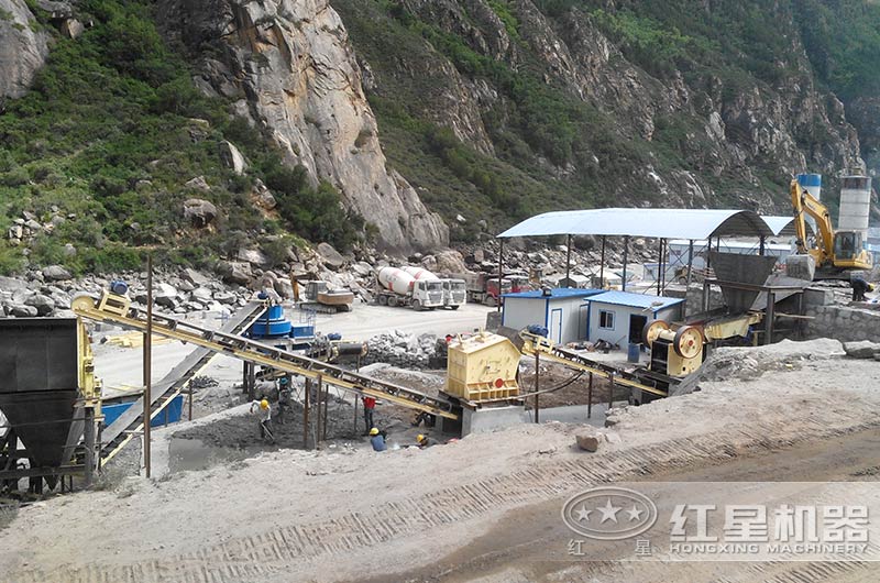 制砂現(xiàn)場 制砂現(xiàn)場