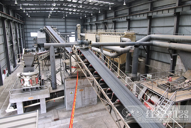 環(huán)保型砂石生產(chǎn)設(shè)備現(xiàn)場 環(huán)保型砂石生產(chǎn)設(shè)備現(xiàn)場