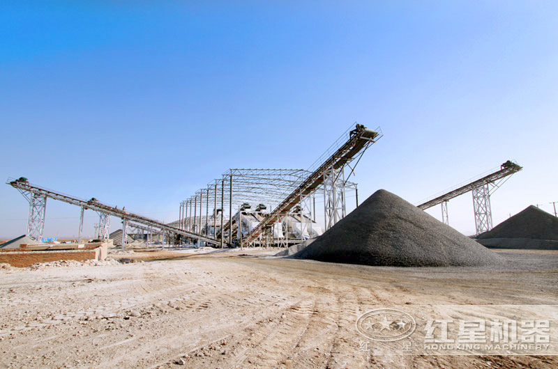 砂石生產(chǎn)現(xiàn)場 砂石生產(chǎn)現(xiàn)場