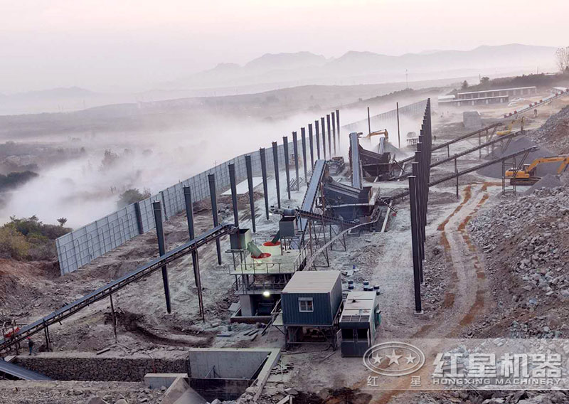 大型碎石機(jī)械設(shè)備作業(yè)現(xiàn)場(chǎng) 大型碎石機(jī)械設(shè)備作業(yè)現(xiàn)場(chǎng)