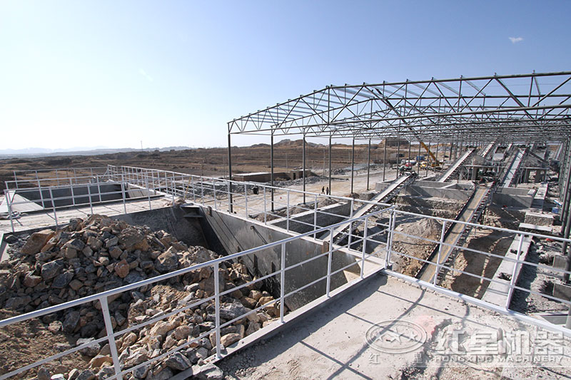 大型砂石生產(chǎn)線現(xiàn)場 大型砂石生產(chǎn)線現(xiàn)場