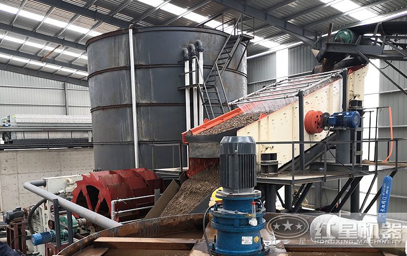 機制砂洗沙現(xiàn)場 機制砂洗沙現(xiàn)場