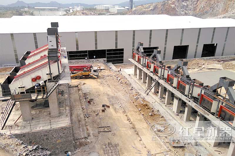 圓振動篩現(xiàn)場 圓振動篩現(xiàn)場